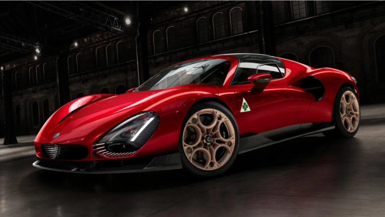 Italianos aliam “coragem e loucura” no Alfa Romeo 33 Stradale