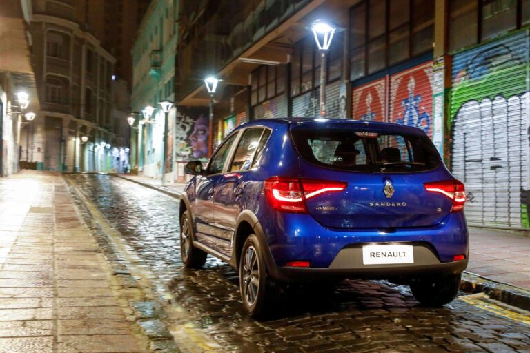 Renault Sandero e Fiat Argo entram na mira dos ladrões