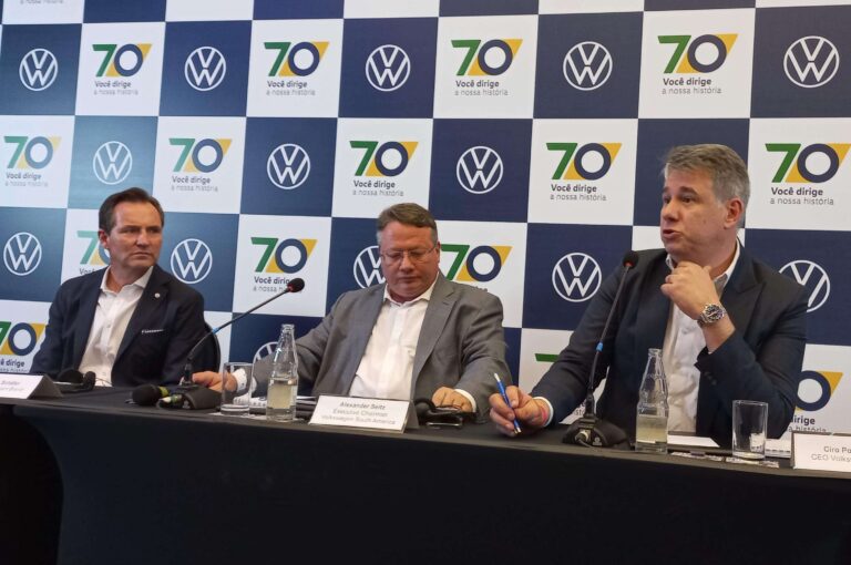 CEO da Volks: híbrido flex é solução local e não muito longa