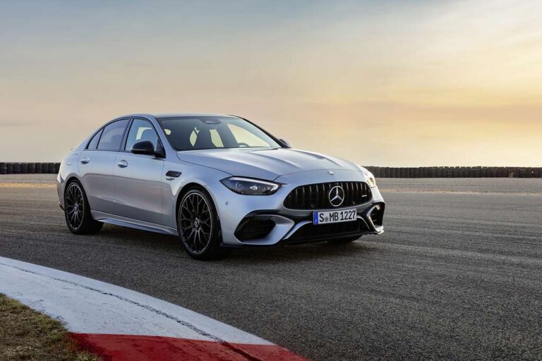 Novo Mercedes-AMG C 63 traz conjunto híbrido com quase 700 cv