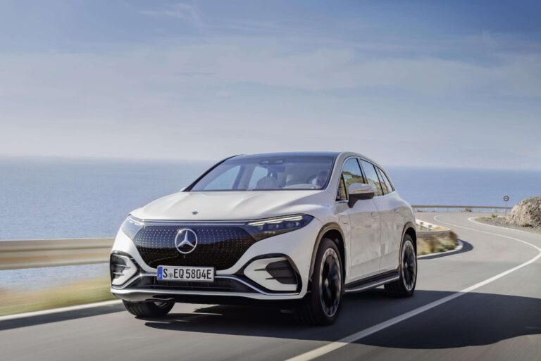 Mercedes EQS SUV: já dirigimos o novo elétrico alemão no México