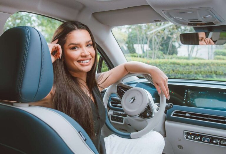 Juliette vai tirar dúvidas sobre carros elétricos e híbridos