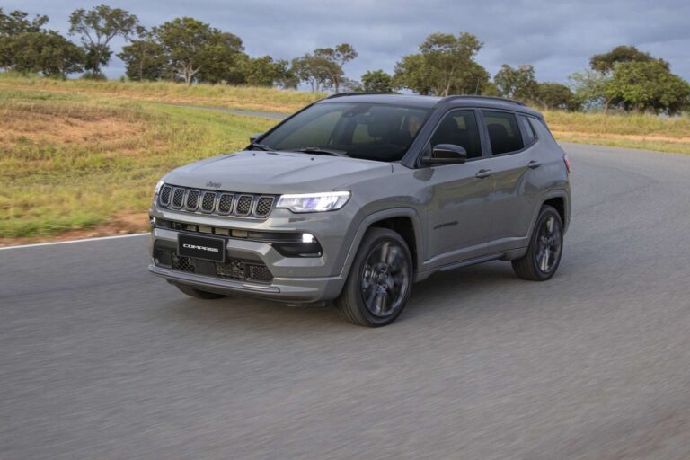 Compass e Commander podem ganhar motor de 272 cv em 2024