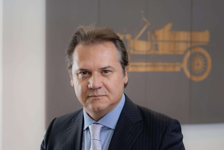 Golpismo afasta investimentos no setor de carros e piora cenário