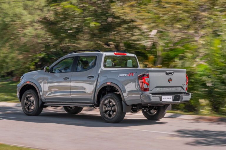 Nissan Frontier pode ganhar inédita versão esportiva Nismo