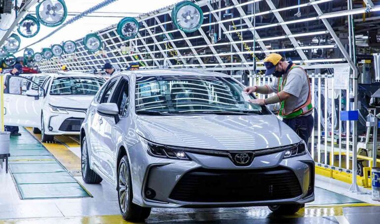 Toyota atinge a incrível marca de 300 milhões de carros produzidos