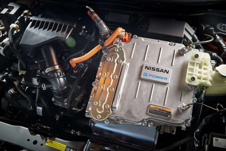 Nissan confirma que vai oferecer carro híbrido no Brasil