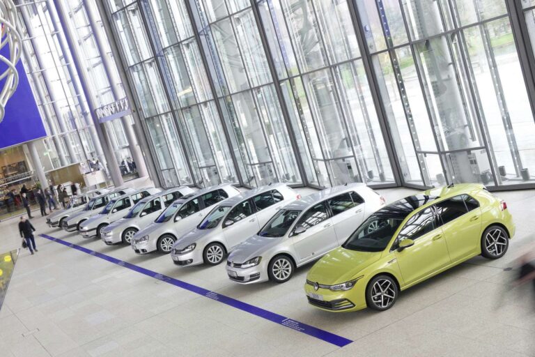 Novo Volkswagen Golf remodelado será apresentado em janeiro