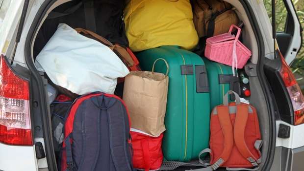 Carro superlotado? Bagagem tapando a vista? Isso dá multa grave!