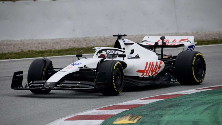 A Haas tenta sobreviver na F1 diante do fogo cruzado