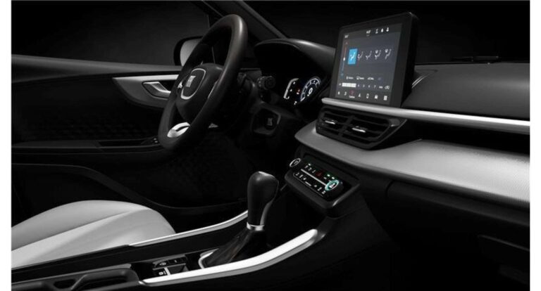 Fiat divulga primeira imagem do interior do Fastback