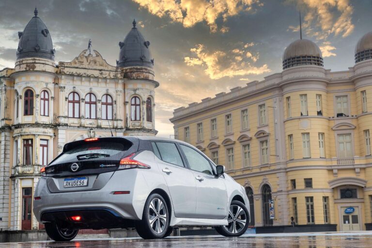 Como a Nissan perdeu o bonde da história nos carros elétricos