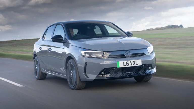 Corsa 2024: ingleses elogiam visual, mas detonam preço do elétrico