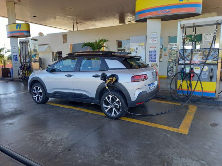 Citroën C4 Cactus THP vale a pena? Veja prós e contras do SUV