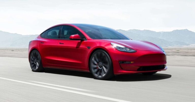Calmon: Elon Musk sabe exatamente o que não quer: elétrico básico