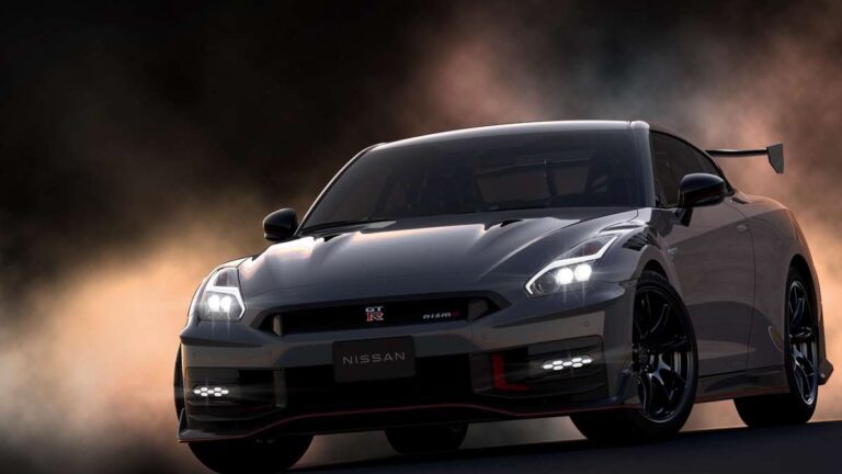 Novo Nissan GT-R é revelado com duas edições especiais