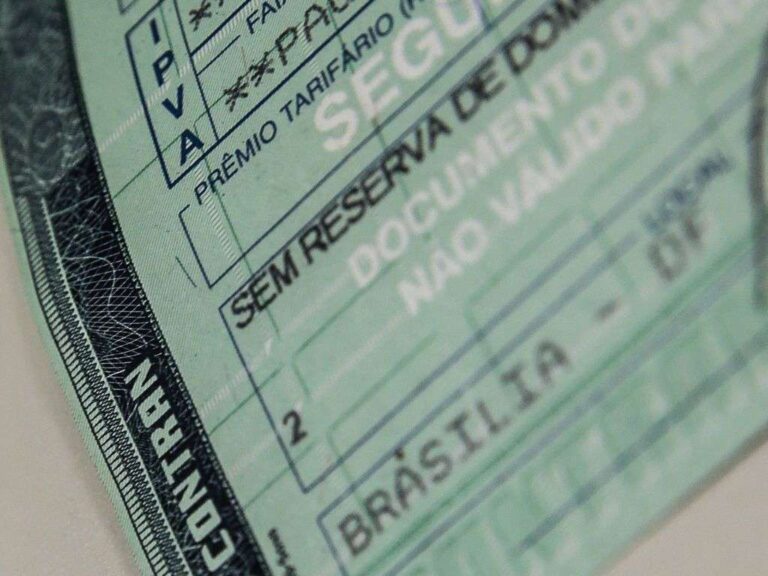 Atenção: prazo para licenciamento de carros vence terça-feira