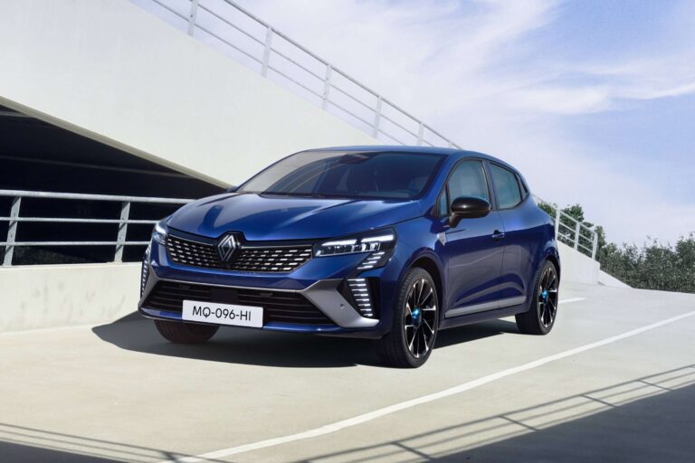 Renault Clio passa por transformação espetacular na Europa