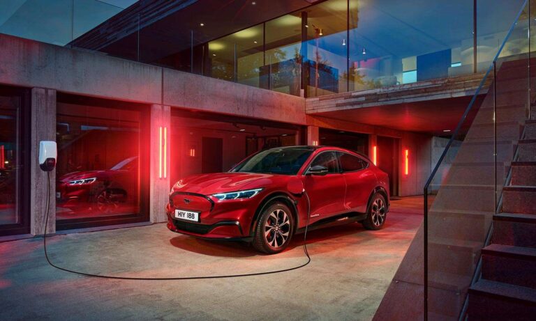 Ford pode desistir de ser totalmente elétrica na Europa em 2030