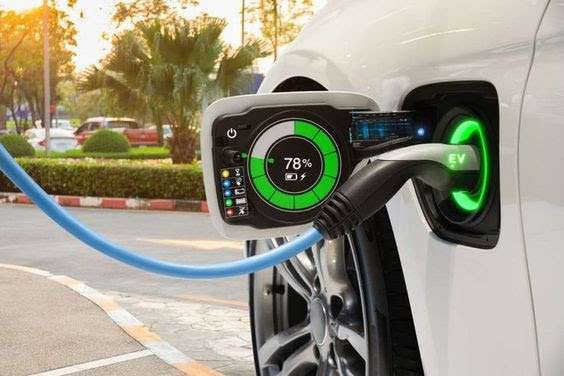 Brasil já emplacou mais de 300 mil carros híbridos e elétricos