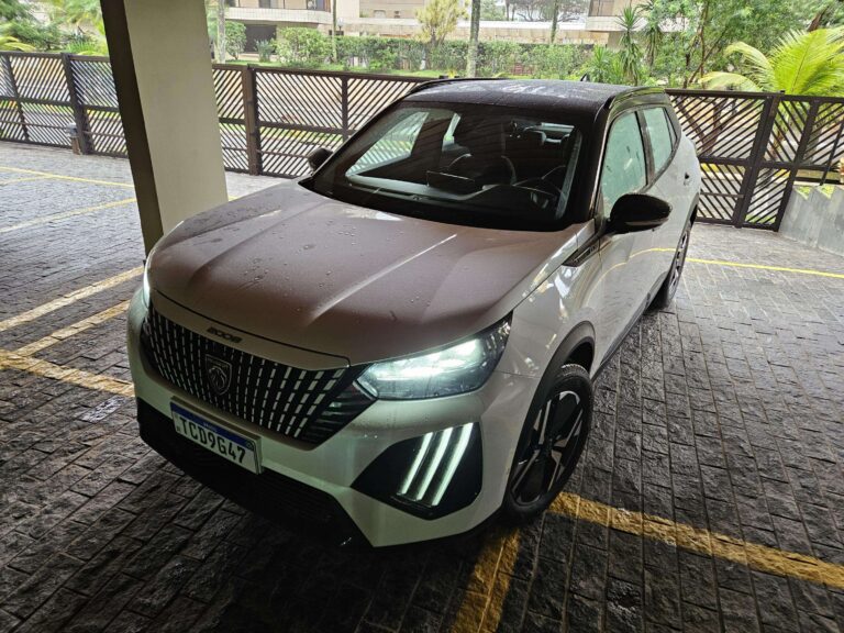 Calmon: renovado, Peugeot 2008 evoluiu muito em estilo e motor