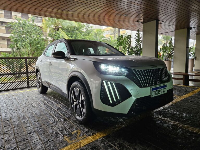 Review: Peugeot 2008 comprova que melhorou da água para o vinho