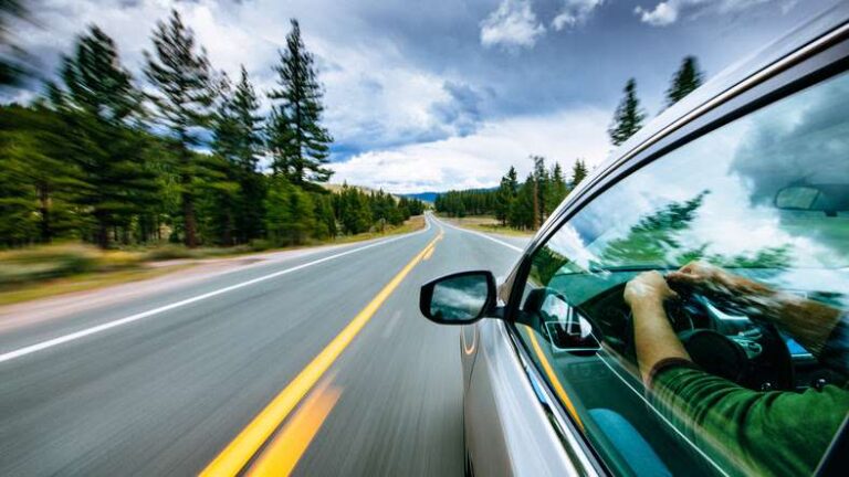 Viagem com carro elétrico é mais econômica do que com gasolina