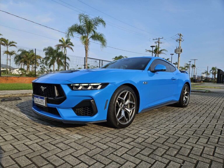 Review: Ford Mustang GT de 488 cv faz você se sentir “o cara”