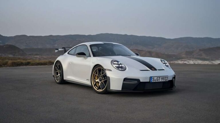 Porsche 911 GT3 chega aos 25 anos e ganha um duplo lançamento