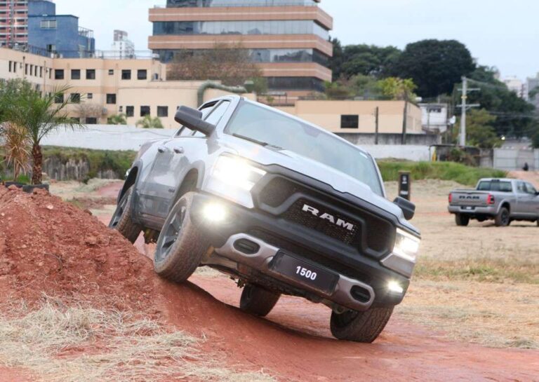 Ram faz evento para consumidores conhecerem suas picapes em SP