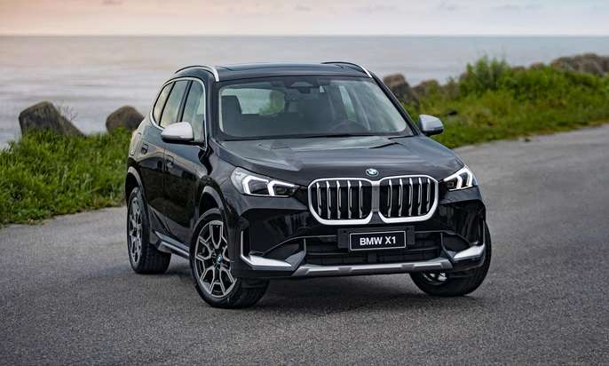 BMW lidera segmento premium no Brasil com dois carros: X1 e 320i