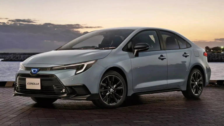 Toyota Corolla sai na liderança como carro mais vendido do mundo em 2025