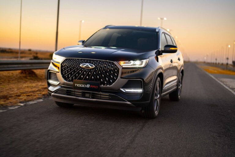 SUVs grandes de 7 lugares: Tiggo 8 supera SW4 e Commander nas vendas de abril