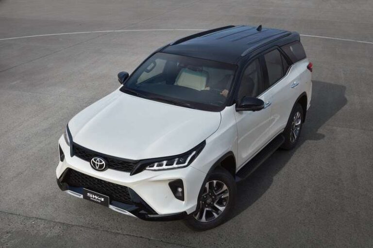 Toyota lança “revisão facilitada” para seus modelos e começa com o SW4
