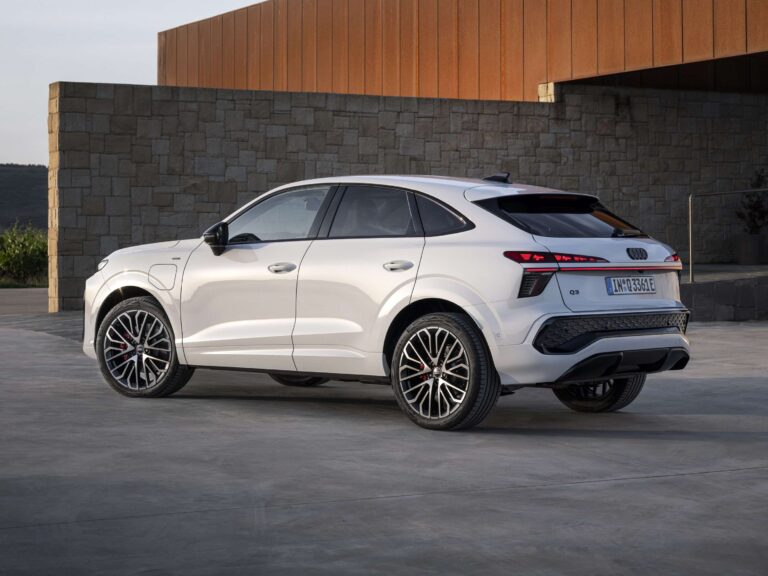 Nova geração do Audi Q3 será fabricada no Brasil em 2026. Virá um híbrido?