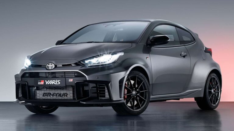 Toyota lança Yaris Cross e confirma importação do esportivo GR Yaris