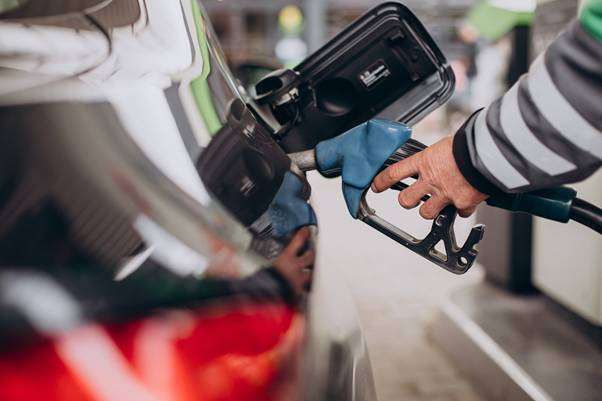 Combustível barato sai caro: como escolher o melhor para o seu carro