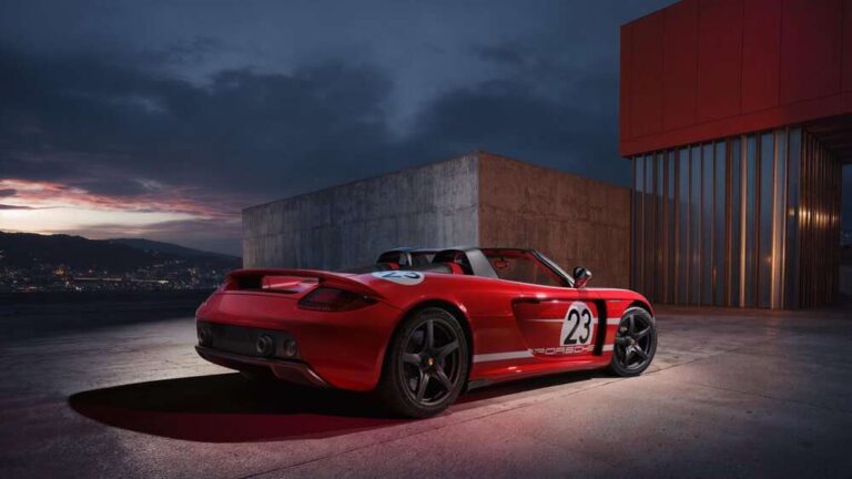 A própria Porsche restaura um mito e devolve Carrera GT clássico às ruas