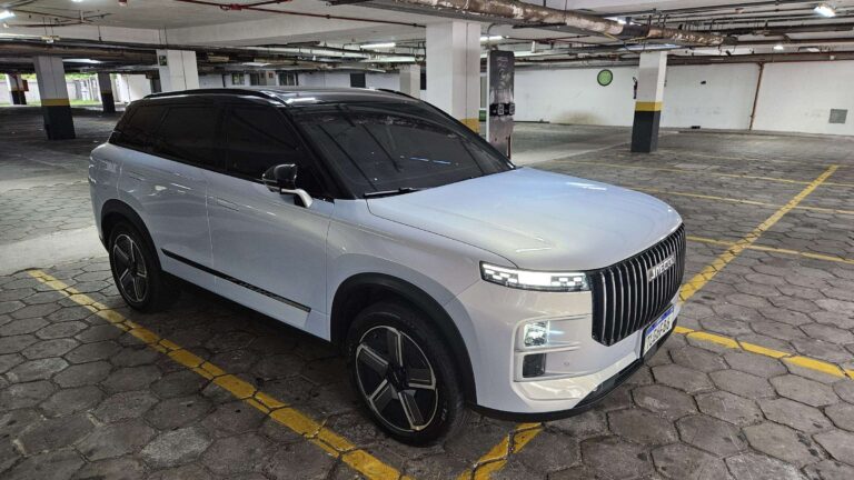 Jaecoo 7, o híbrido plug-in que ofuscou o Omoda 5 e conquistou o Brasil