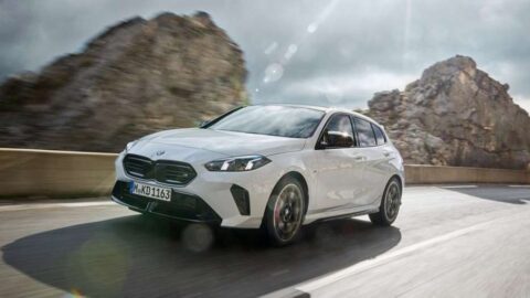 Novo BMW M135 xDrive chega ao Brasil por R$ 459.950 com motor de 317 cv