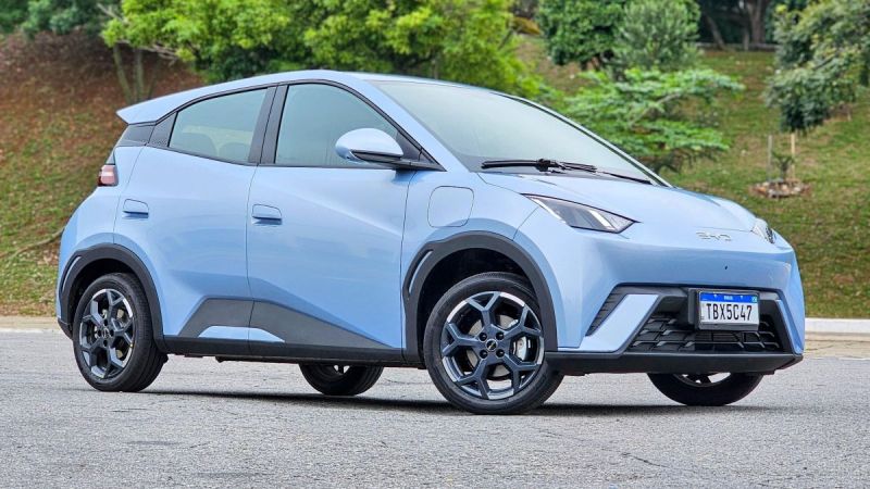 Carro elétrico é o mais vendido no varejo pela primeira vez na história