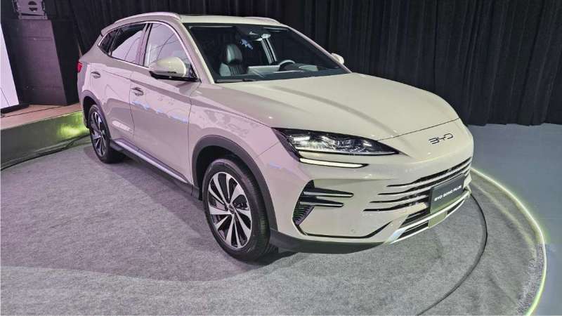 BYD Song Plus ganha motor turbo e roda 100 km no modo elétrico