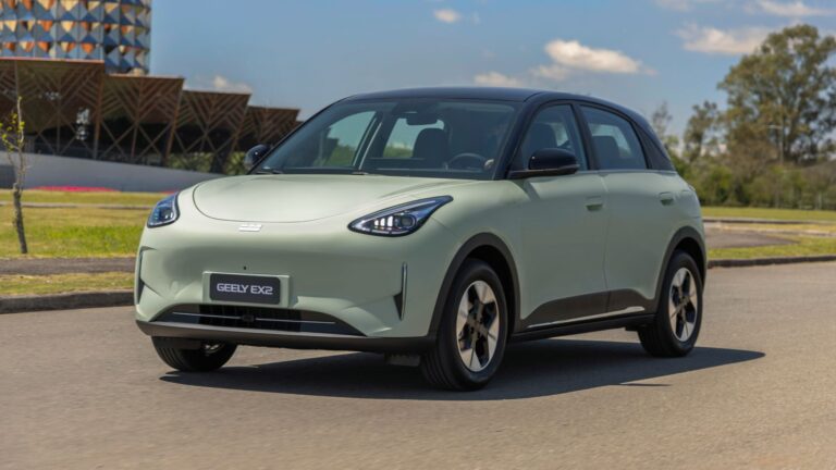 Geely EX2 pode sair por menos de R$ 100 mil para taxistas e Uber; entenda