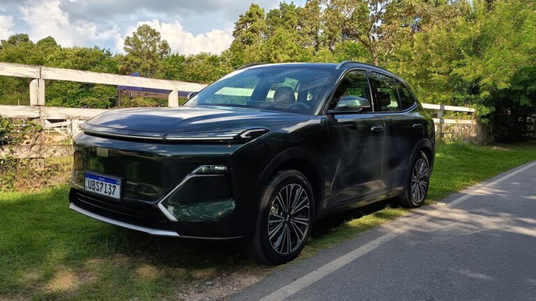 Avaliação: Geely EX5 EM-i brilha com nota 8,8 (mas tem IGC do Renault Boreal)