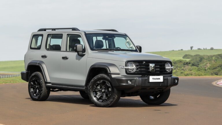 Tank 300 será o primeiro PHEV flex da GWM no Brasil