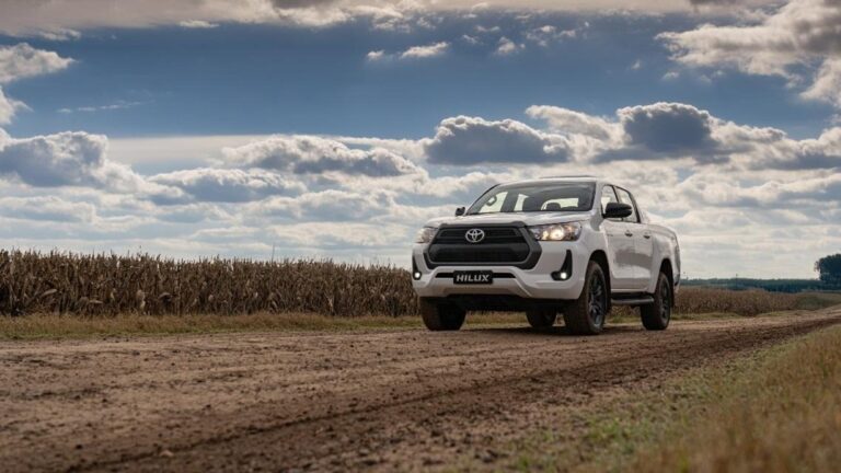 Hilux recebe oferta especial da Toyota durante a Agrishow 2026
