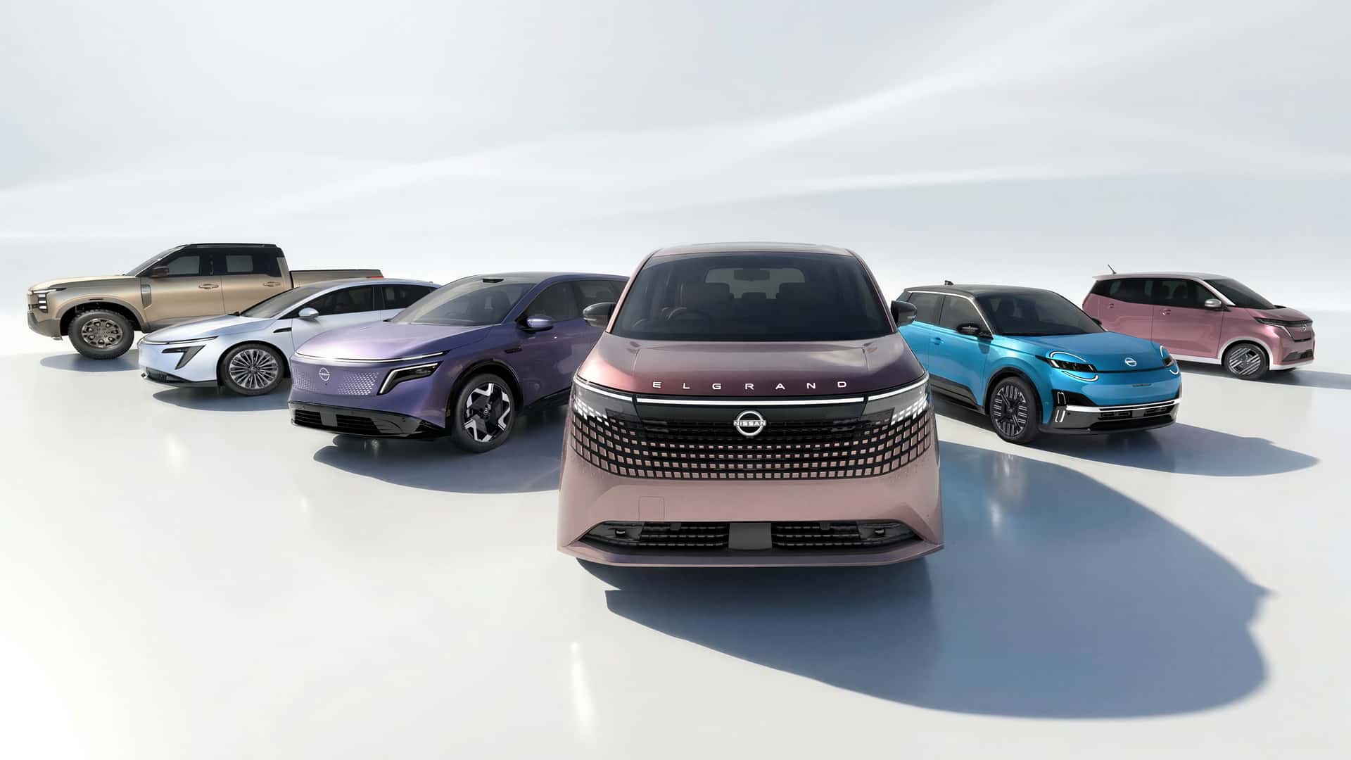 Conjunto de cinco veículos modernos exibindo diferentes modelos de carro, incluindo uma van, um SUV e um caminhão, em um fundo neutro.