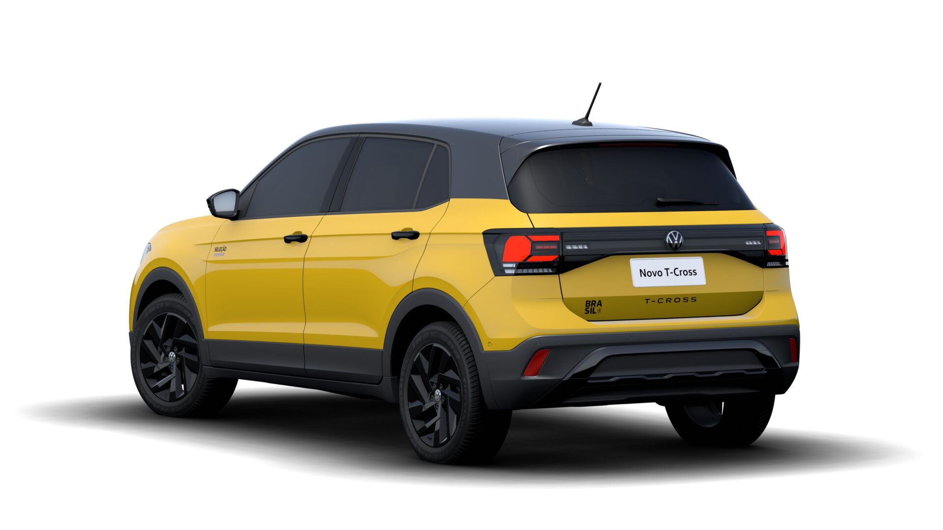 Imagem de um carro SUV Volkswagen T-Cross na cor amarela com teto preto, vista traseira.