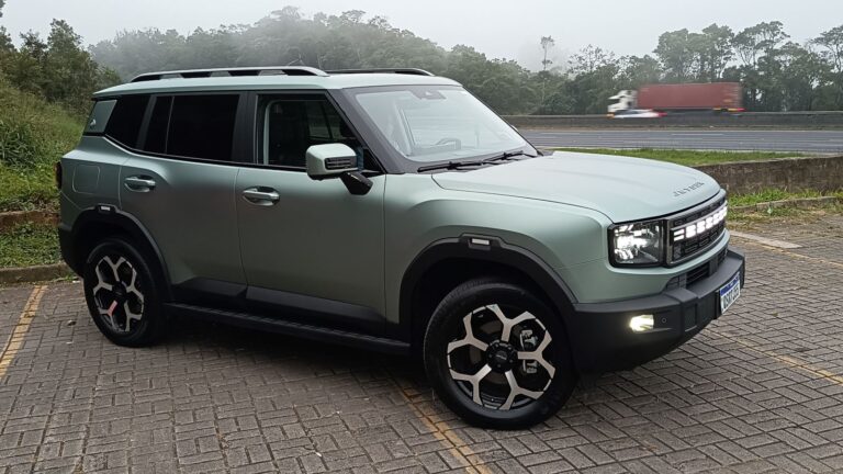 Jetour T1 vale a pena? Híbrido plug-in robusto estreia com forte apelo técnico no IGC