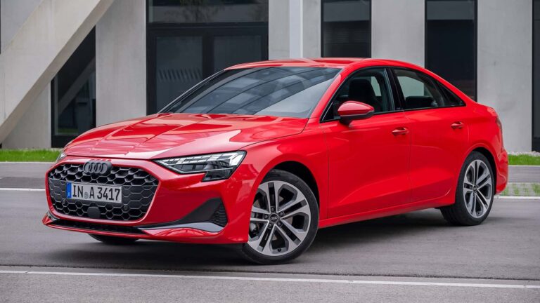 Novo Audi A3 ganha painel futurista e pode até parar sozinho em semáforos